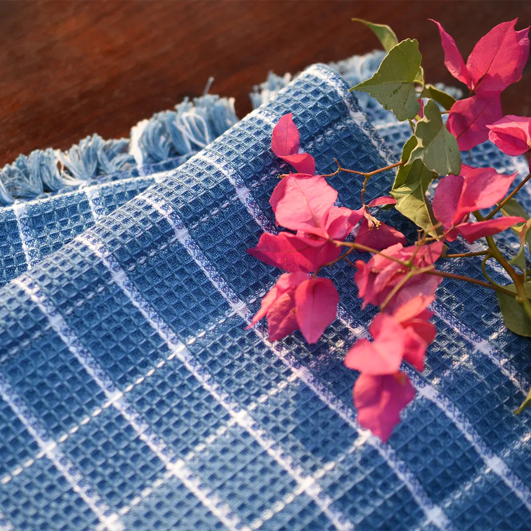 Neyth - Artisanal Cotton Bath Towel (Checkmate)