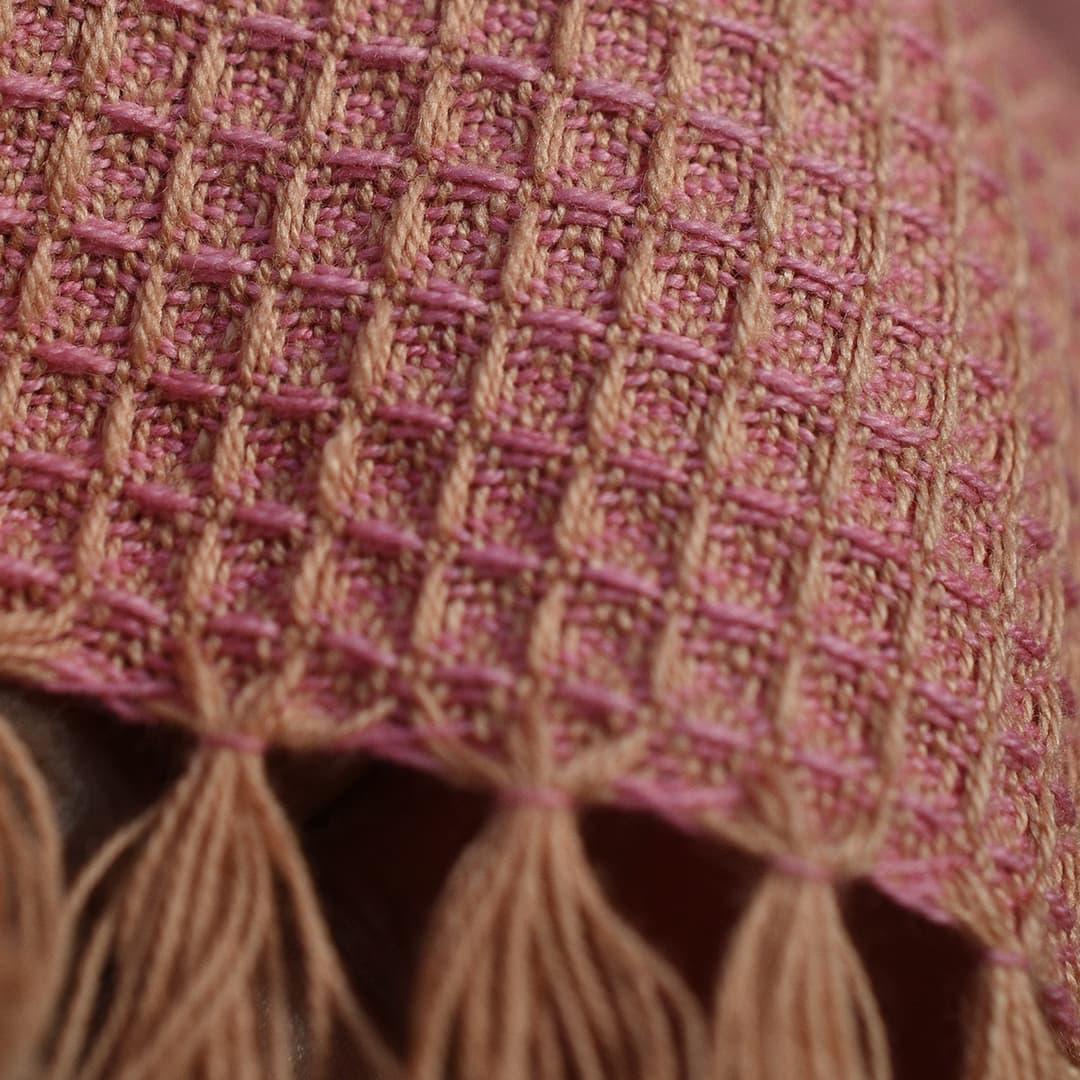 Neyth - Artisanal Cotton Bath Towel (Pink)