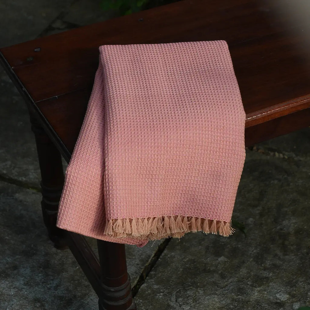 Neyth - Artisanal Cotton Bath Towel (Pink)